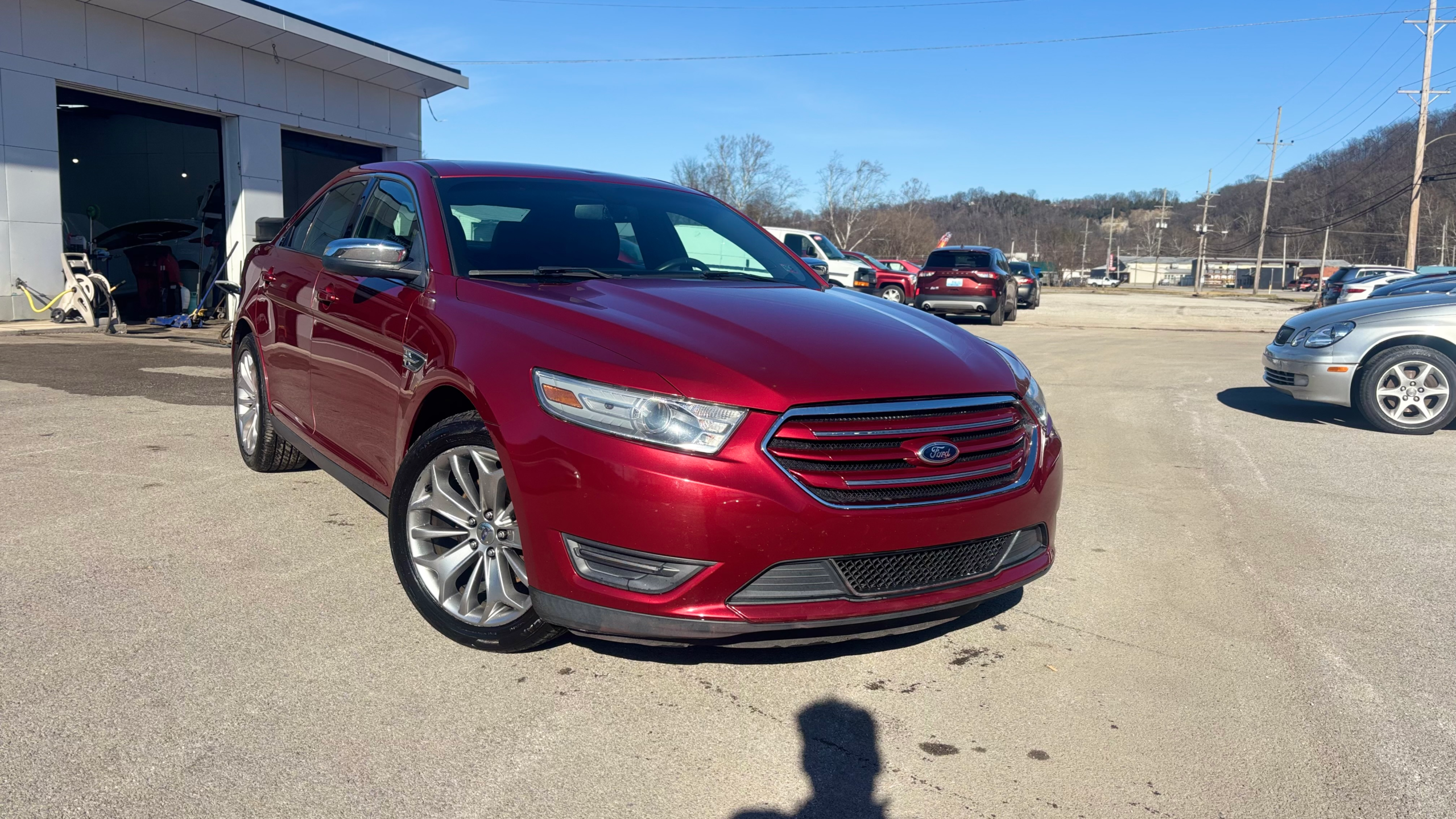 2013 Ford Taurus Limited Sedan 4D