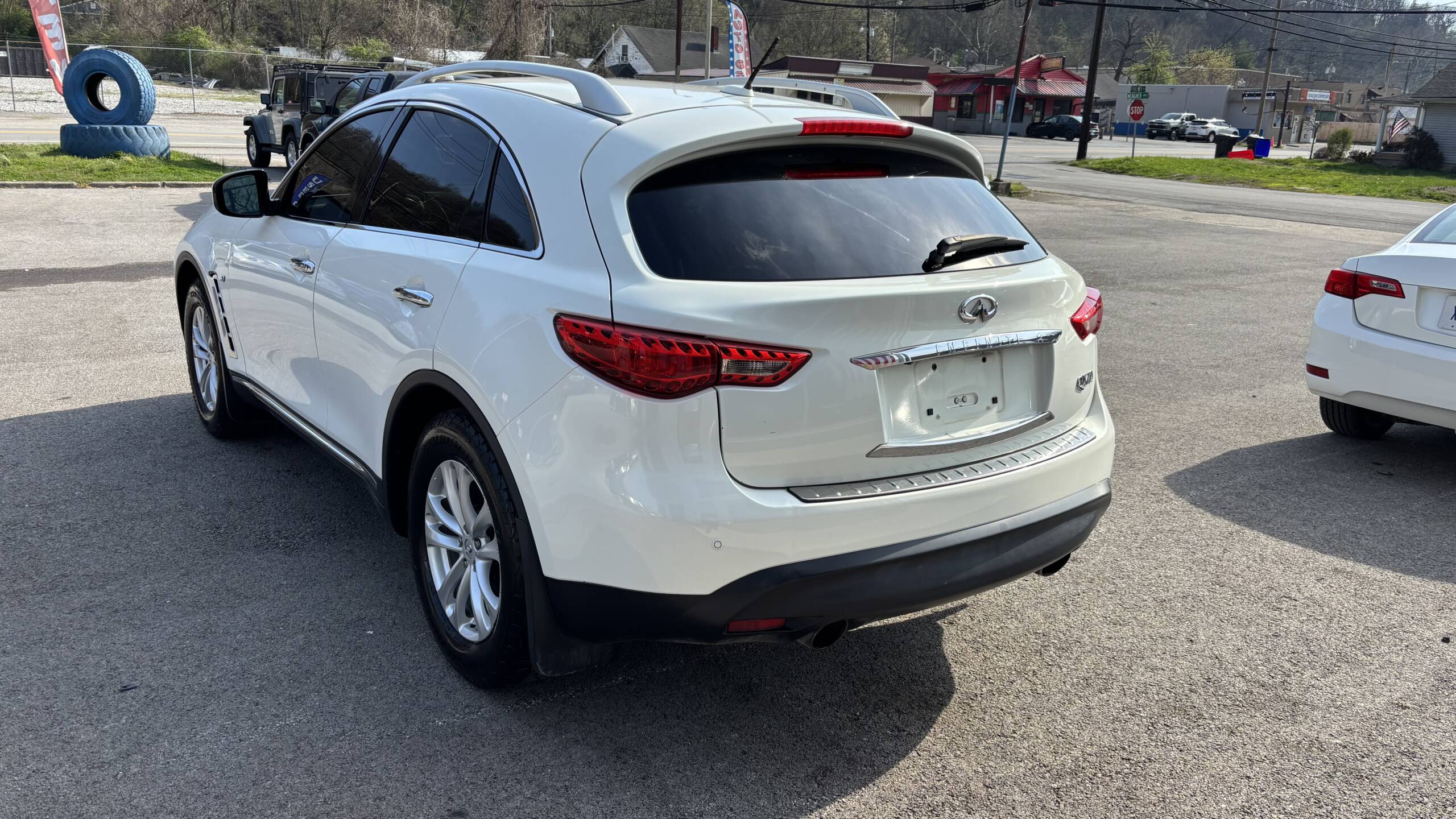 2014 Infiniti QX70 3.7 Sport Utility 4D