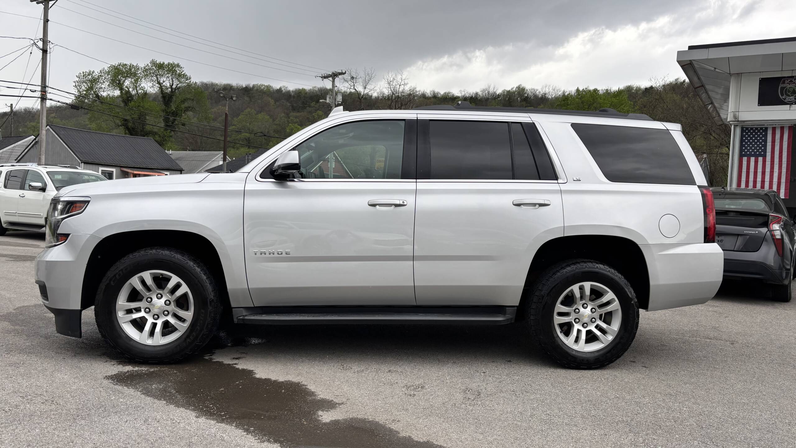 2016 Chevrolet Tahoe LS Sport Utility 4D