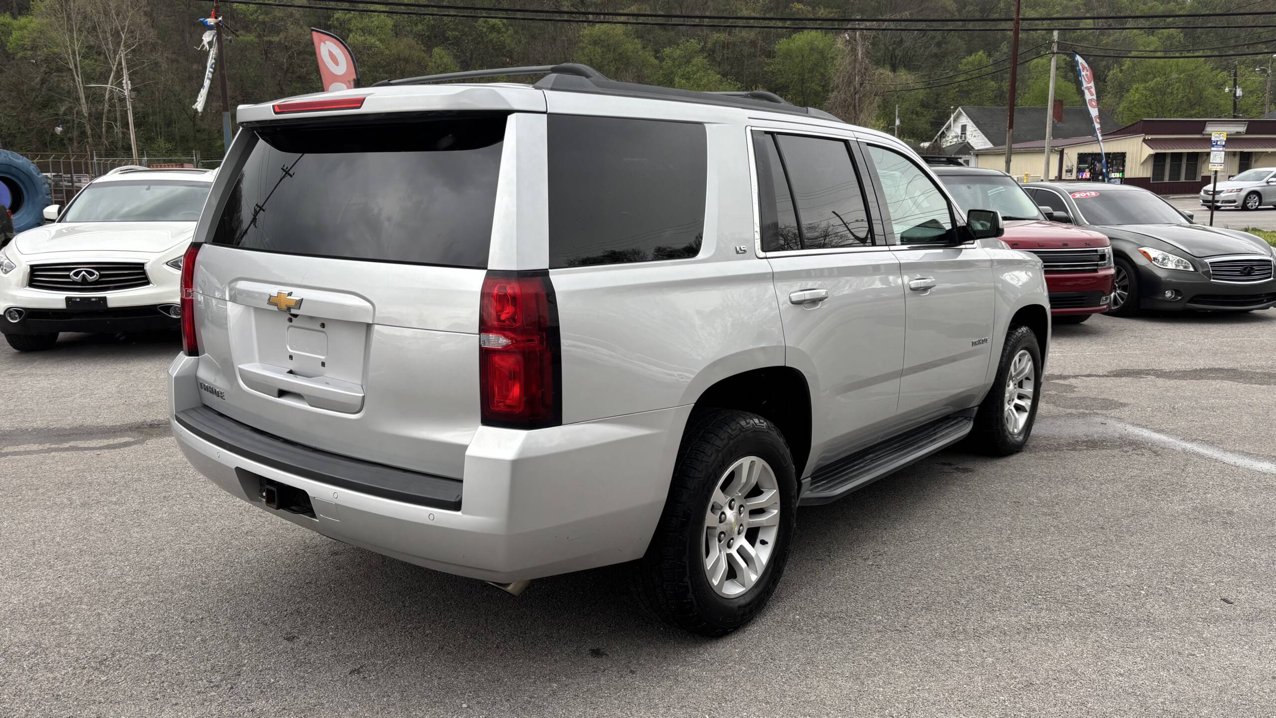 2016 Chevrolet Tahoe LS Sport Utility 4D