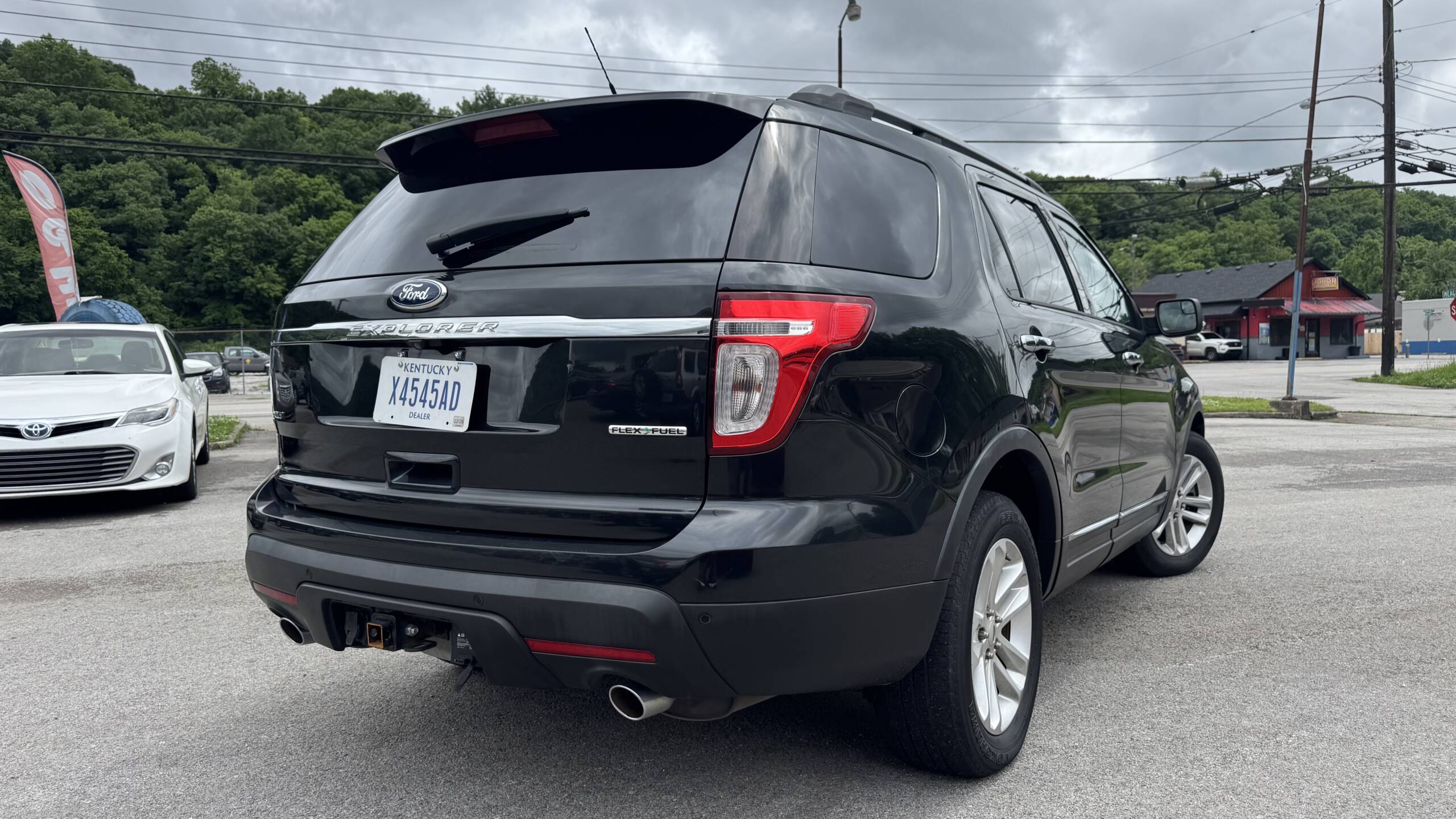 2014 Ford Explorer XLT Sport Utility 4D