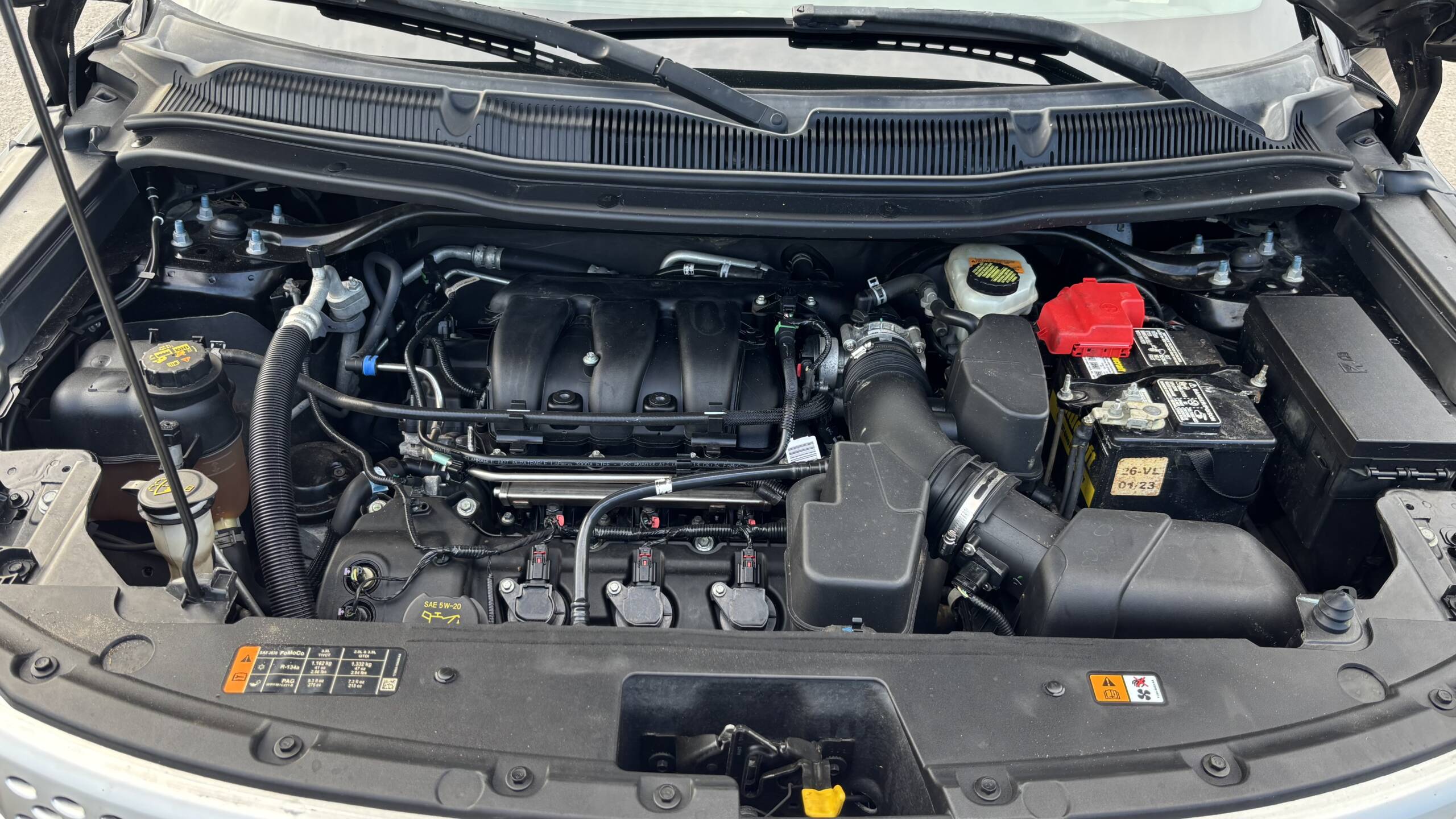 2014 Ford Explorer XLT Sport Utility 4D