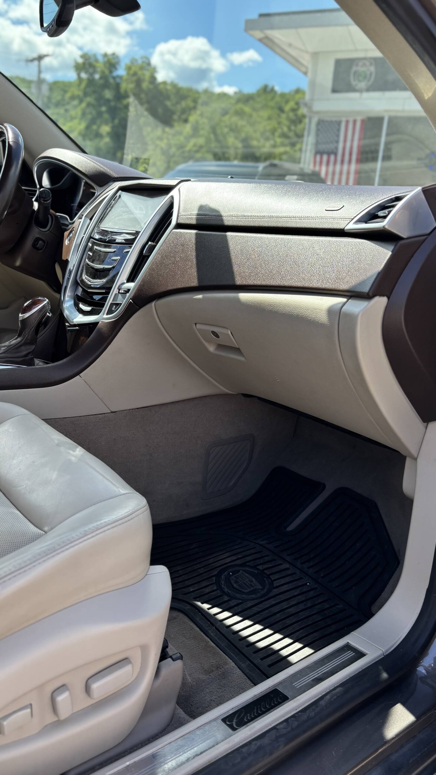 2014 Cadillac SRX Luxury Collection Sport Utility 4D